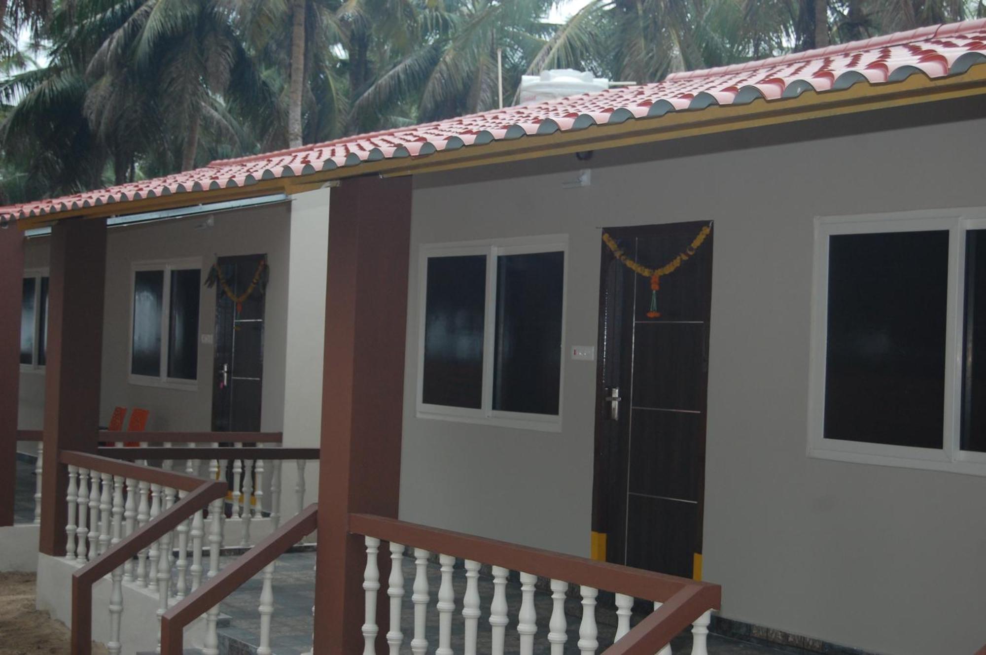 Coastline Beach Resort Perupalem Exteriér fotografie