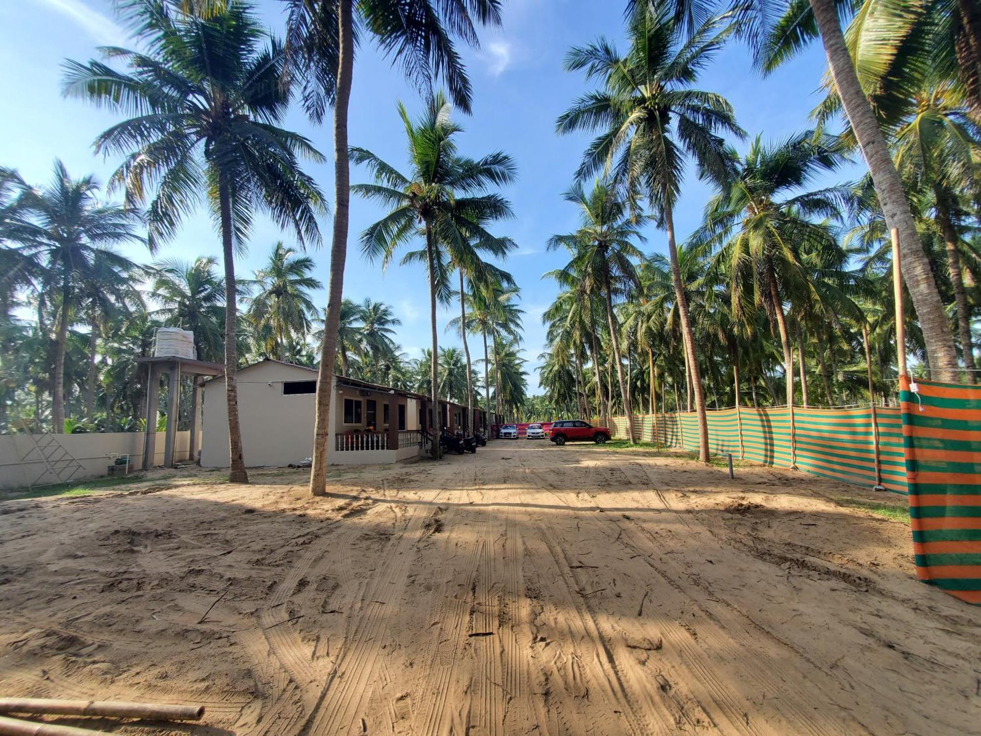 Coastline Beach Resort Perupalem Exteriér fotografie
