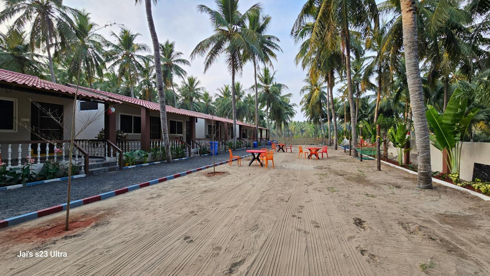 Coastline Beach Resort Perupalem Exteriér fotografie